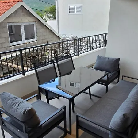 Aro Apartamento Split
