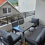 Aro Apartment Split